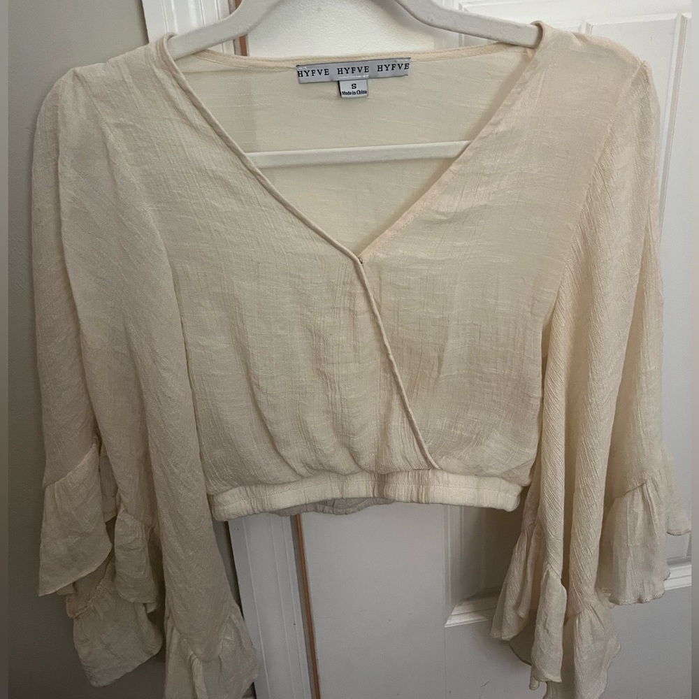Long sleeve light and airy shirt!